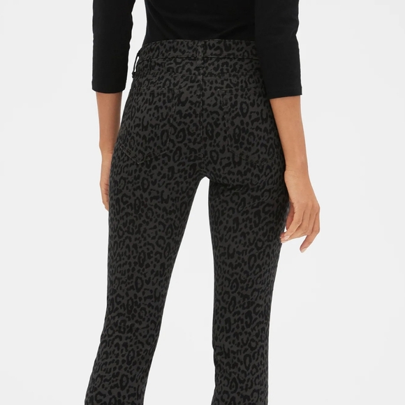 GAP Midrise Leopard Print Legging Jeans - Picture 2 of 8